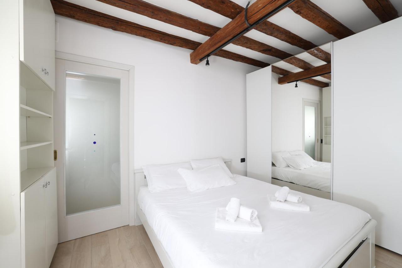 Ca Giardini Apartments In Biennale By Bricola Apartments Venedig Eksteriør billede